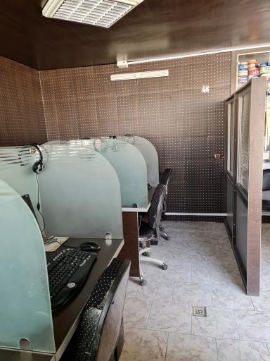 عکس کافی نت دانشجو