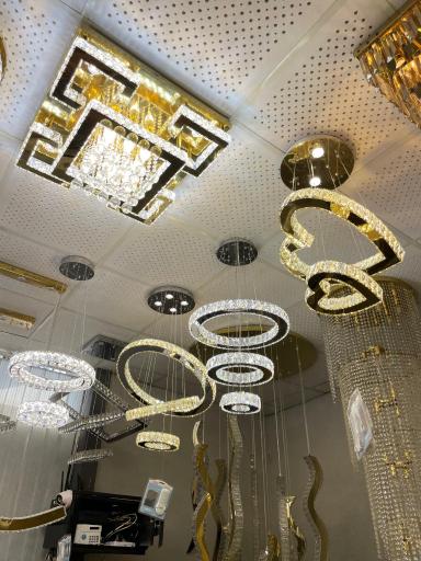 عکس کارخانه لوستر اسکای لایت