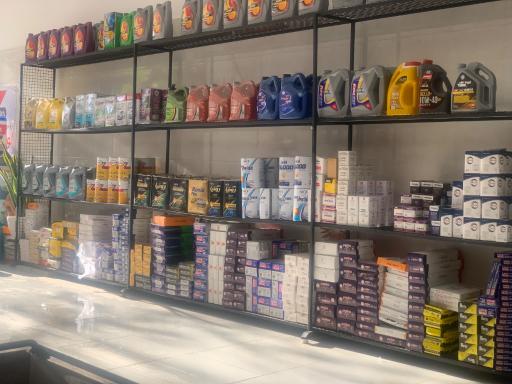 عکس تعویض روغن گاراژ