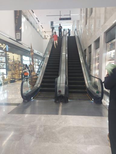 عکس مجتمع تجاری پرنسا