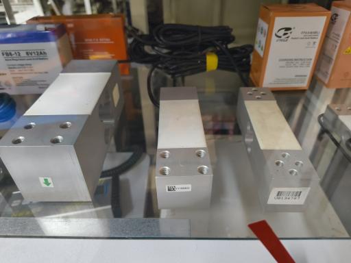 عکس فروشگاه ترازو و باسکول کنترل توزین سانوا 