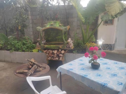 عکس اقامتگاه ماه تی تی