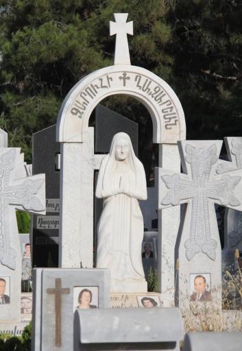 عکس آرامستان ارامنه