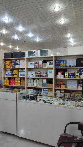 عکس فروشگاه دوربین مداربسته و دزدگیر اماکن افق گستر 