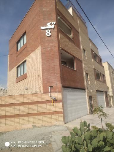 عکس مجتمع مسکونی تک هشت