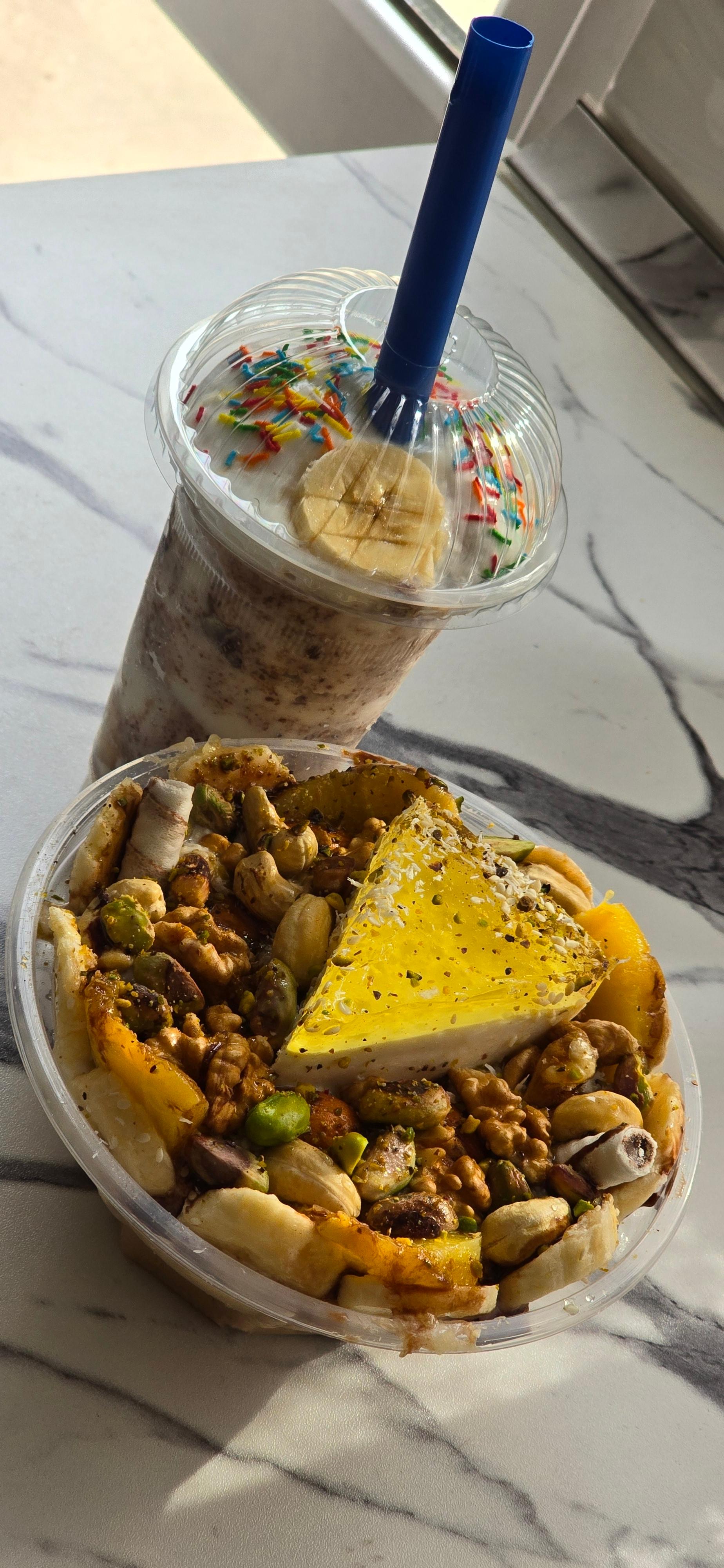 عکس آبمیوه و بستنی پاندی