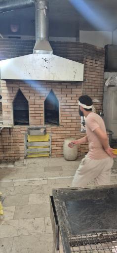 عکس نانوایی سنگکی حافظ