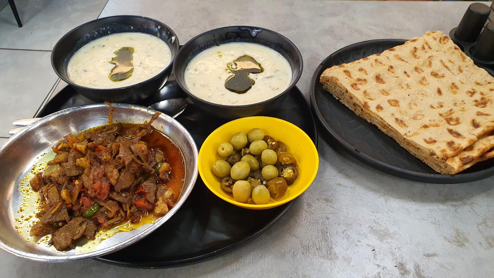 عکس آش و حلیم غذای خانگی عالی نژاد