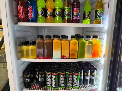 عکس کافه نیل گل 