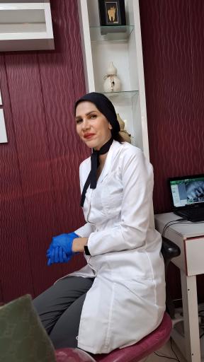 عکس دکتر اَمَن زاده متخصص دندان پزشکی
