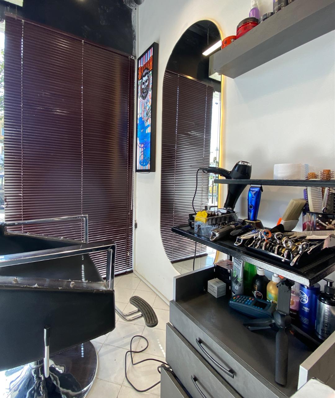 عکس آرایشگاه مردانه کاتالان