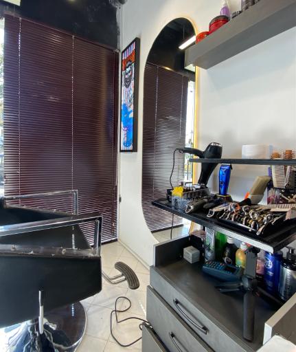 عکس آرایشگاه مردانه کاتالان