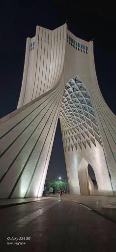 عکس برج میدان آزادی