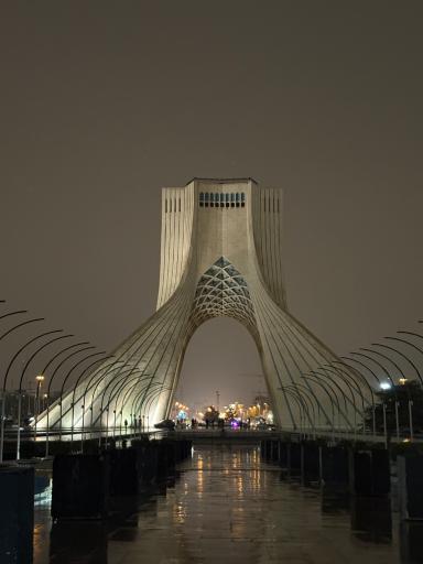 عکس برج میدان آزادی