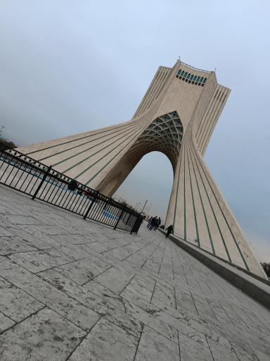 عکس برج میدان آزادی