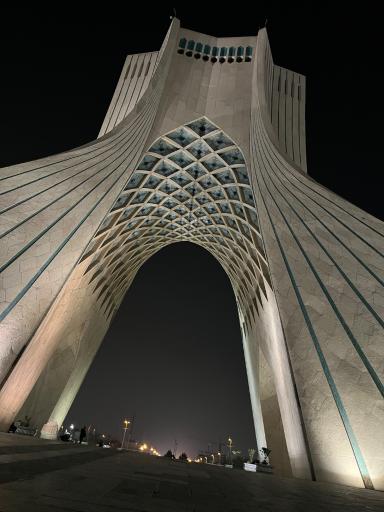 عکس برج میدان آزادی