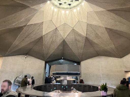 عکس برج میدان آزادی