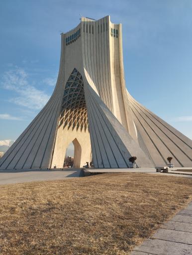 عکس برج میدان آزادی