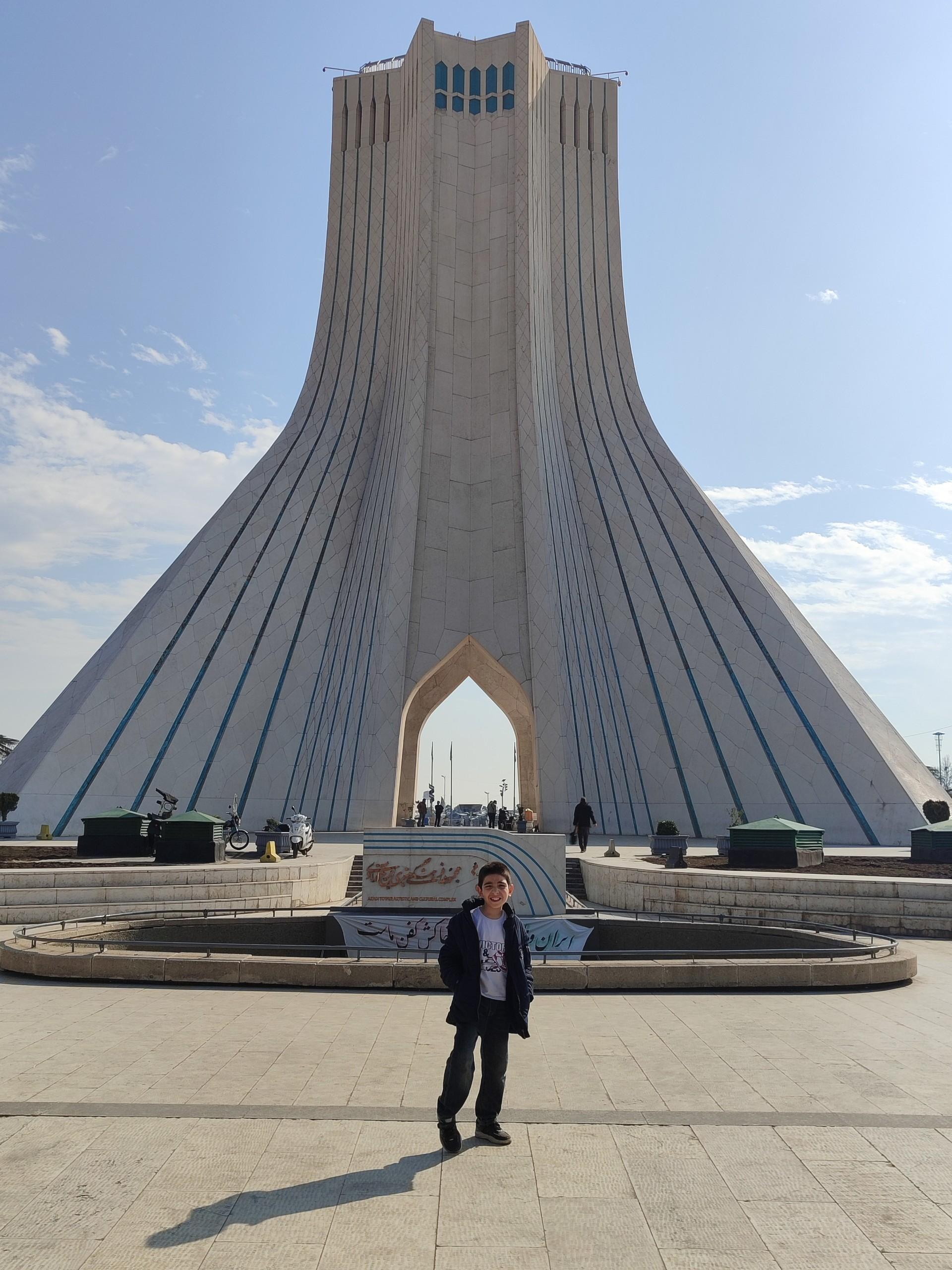 عکس برج میدان آزادی