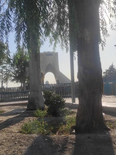 عکس برج میدان آزادی