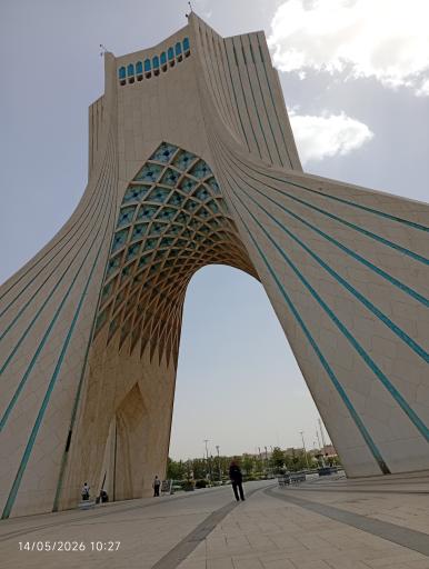 عکس برج میدان آزادی