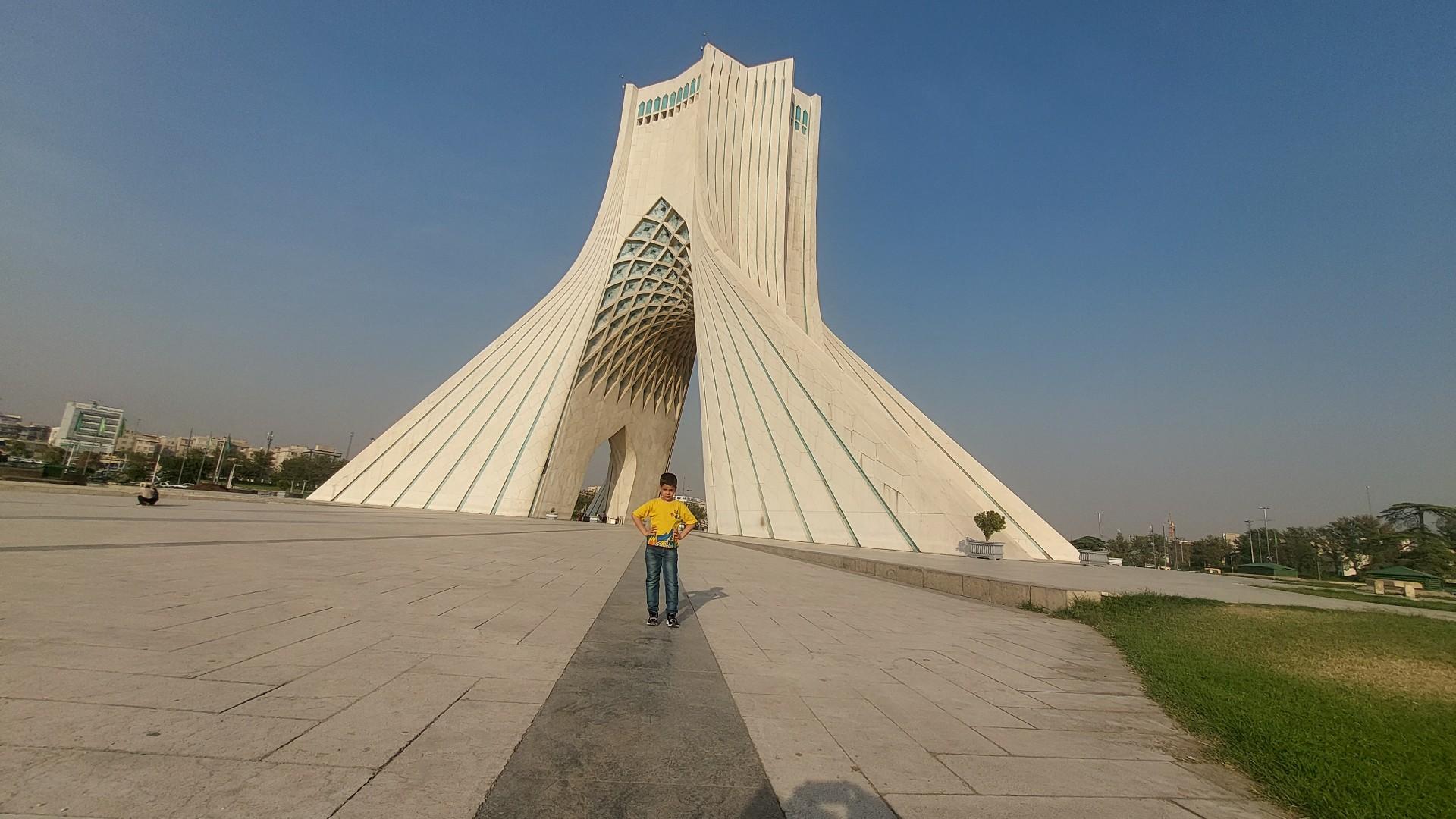 عکس برج آزادی
