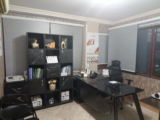 عکس ارزیابی شنوایی، تعادل و سمعک احسان