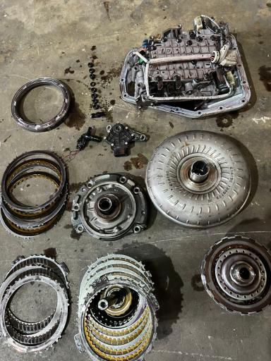 عکس تعمیرگاه خودرو معقولی