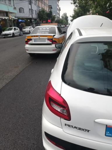 عکس تعمیرگاه اتومبيل احمد و آیدین