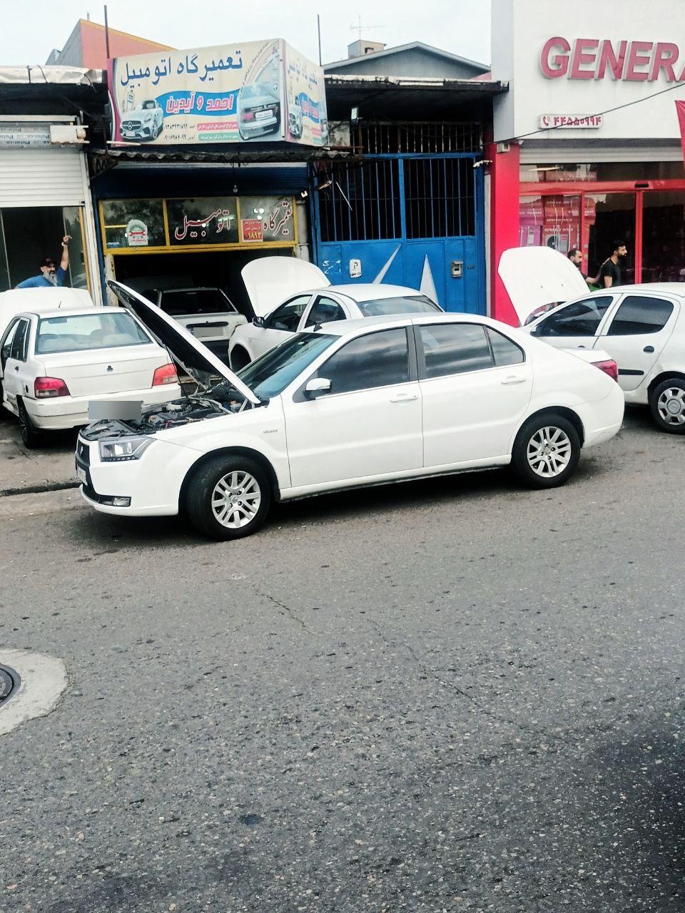 عکس تعمیرگاه اتومبيل احمد و آیدین