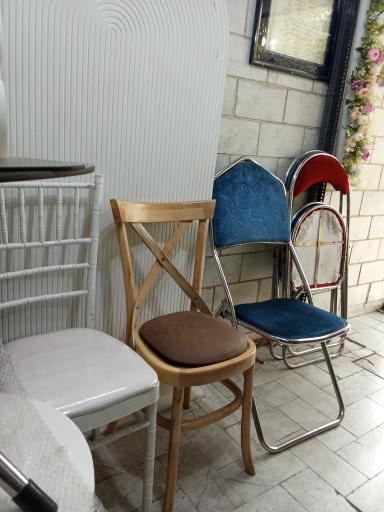 عکس لوازم و دکور بله برون اجاره صندلی ومیز