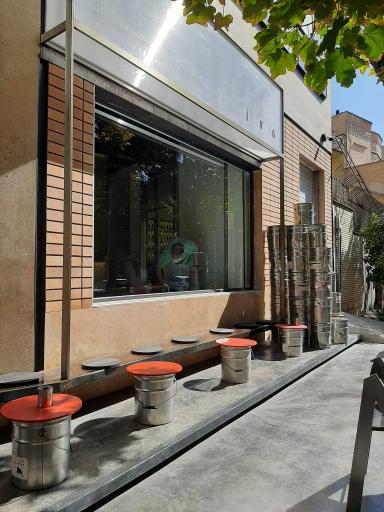 عکس کافه لابراتوار اسپروت