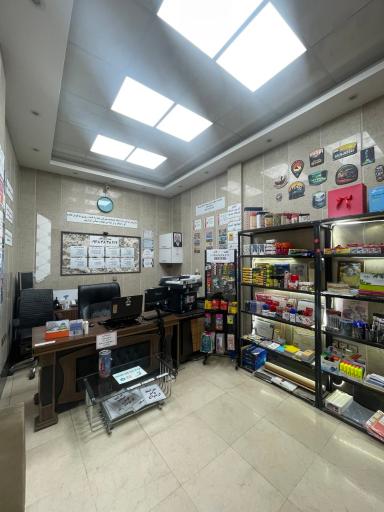 عکس کافی‌نت ری را