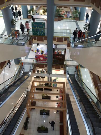 عکس مجتمع تجاری لوکس پالادیوم تبریز