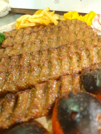 عکس رستوران چهارباغ