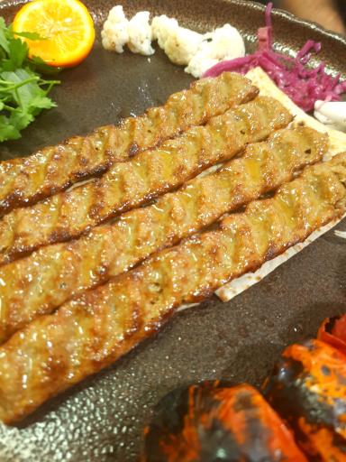 عکس رستوران چهارباغ