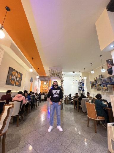 کافه بازی مارس