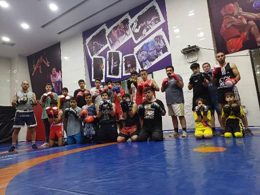 عکس باشگاه  بوکس صدرا