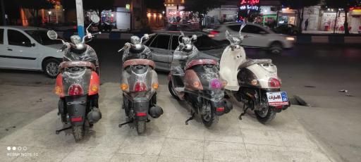 عکس فروشگاه موتور سیکلت خندانی