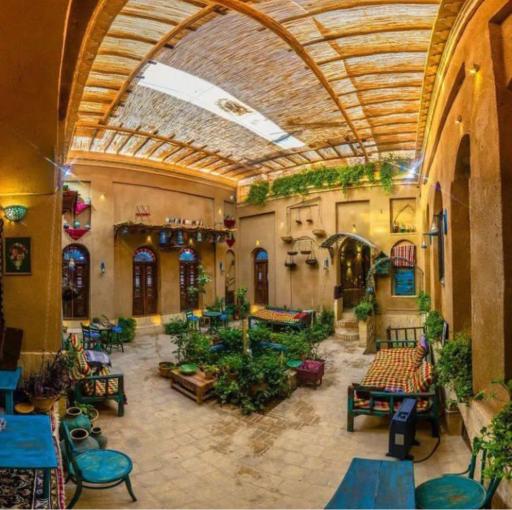 عکس اقامتگاه عمارت هشت (اتاقک)