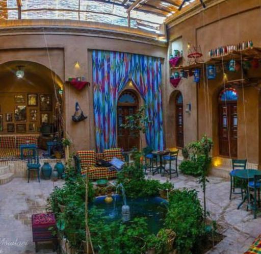 عکس اقامتگاه عمارت هشت (اتاقک)