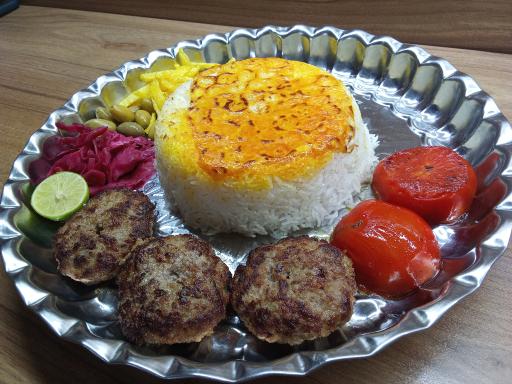 عکس رستوران و غذا خانگی روزانه