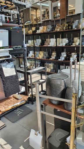 عکس فروشگاه لوازم سرویس بهداشتی لاکچری