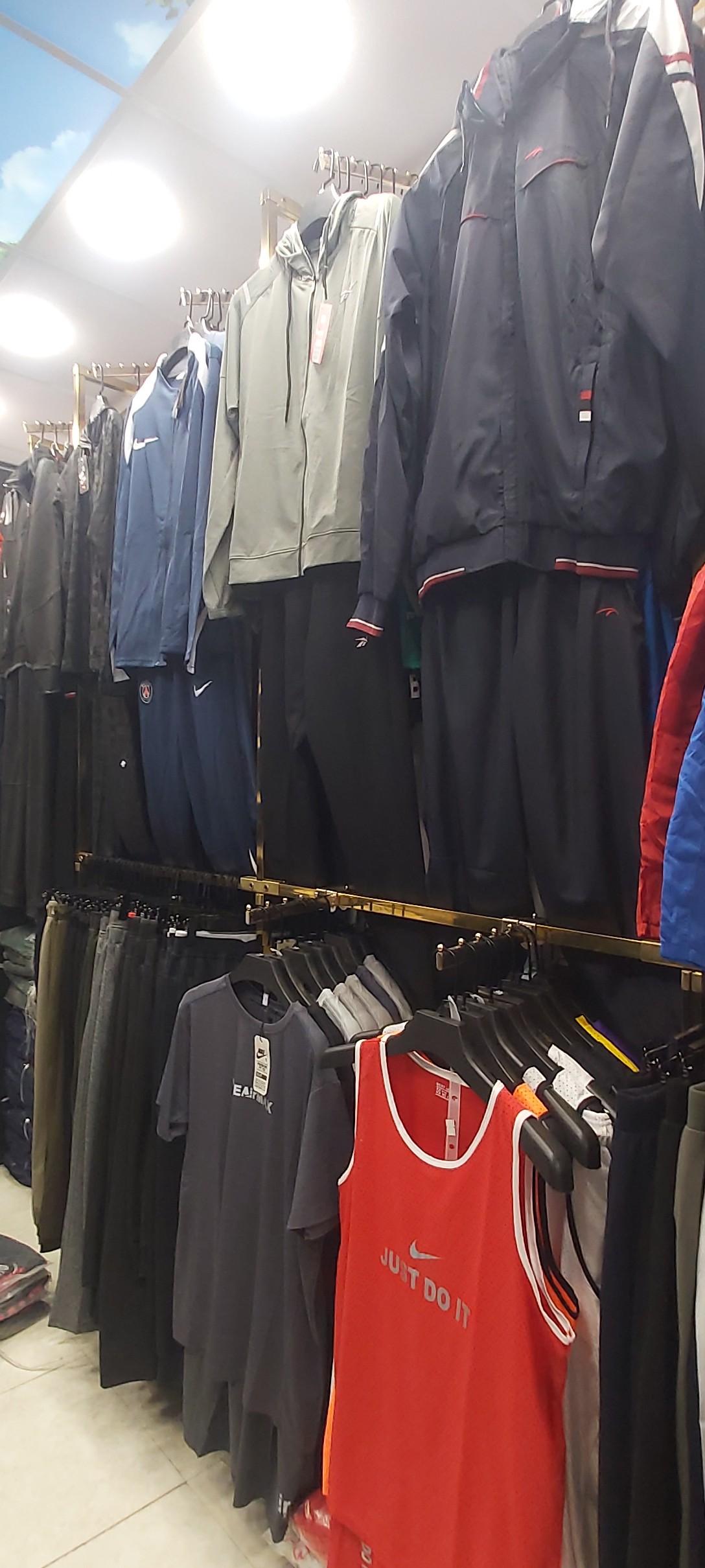 عکس فروشگاه کاسپین اسپرت