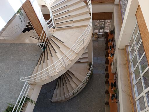 عکس کتابخانه مرکزی