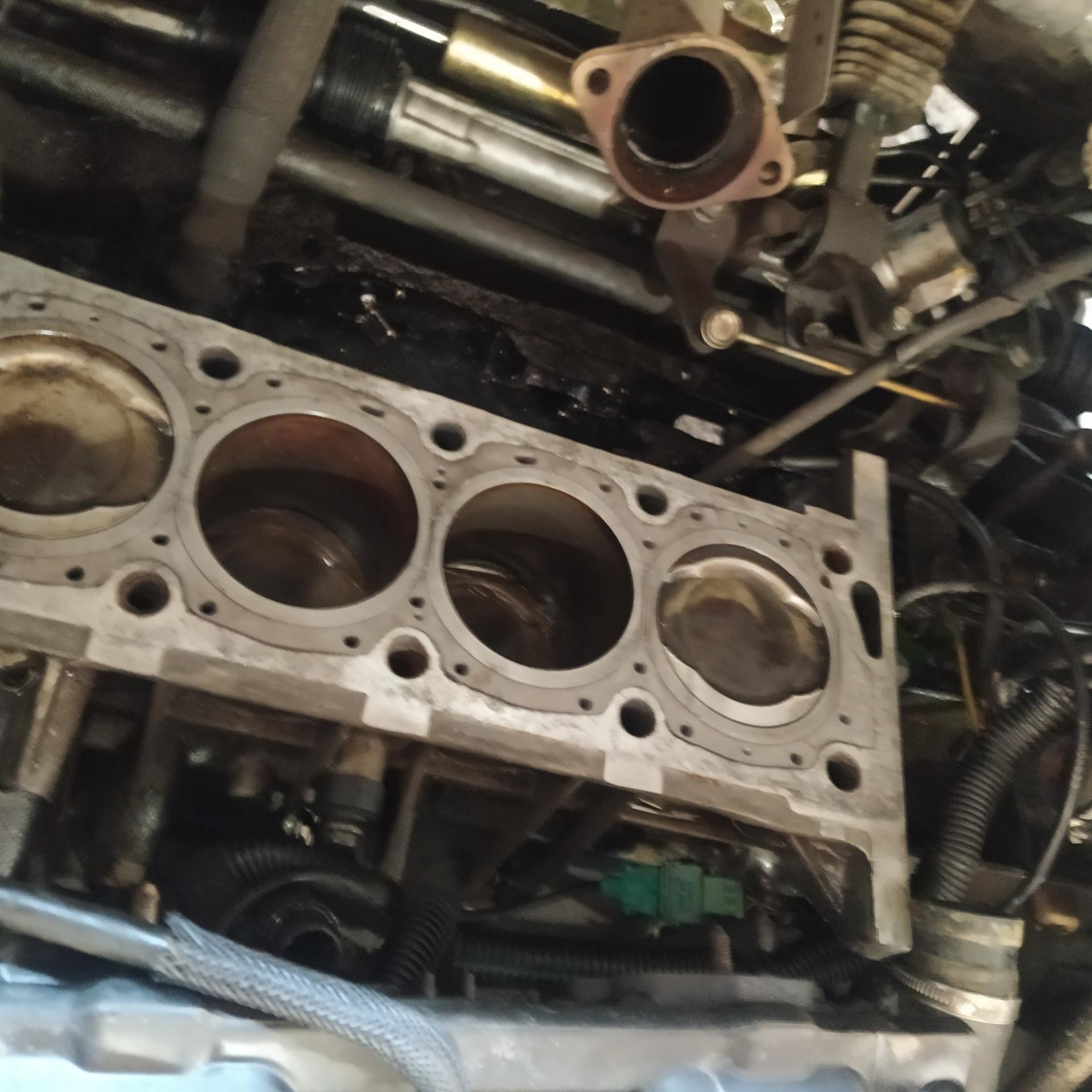 عکس تعمیرگاه سیدرضا 