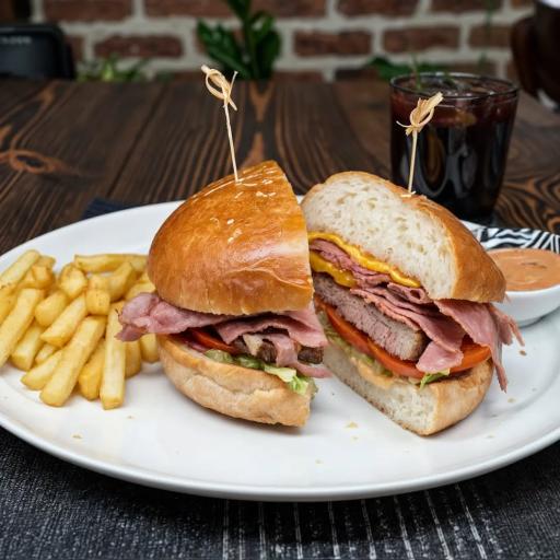 عکس کافه فست‌فود گاردن جلفا