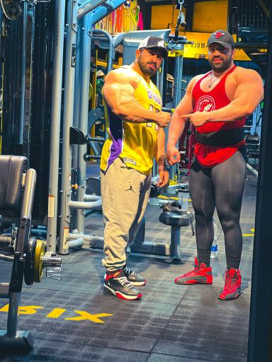 عکس باشگاه بدنسازی مولا