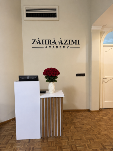 مجموعه زیبایی زهرا عظیمی