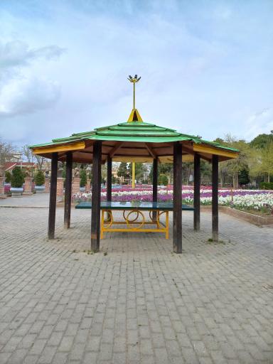 عکس پارک مشاهیر